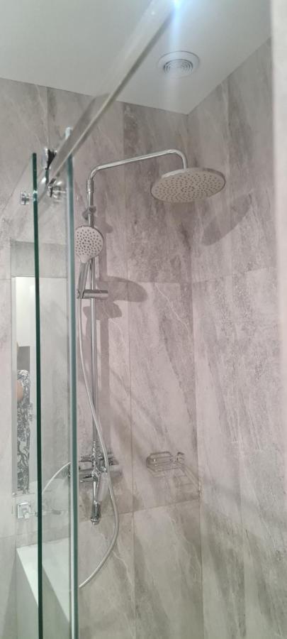 Viktory 5 B, Apartments Kijów Zewnętrze zdjęcie